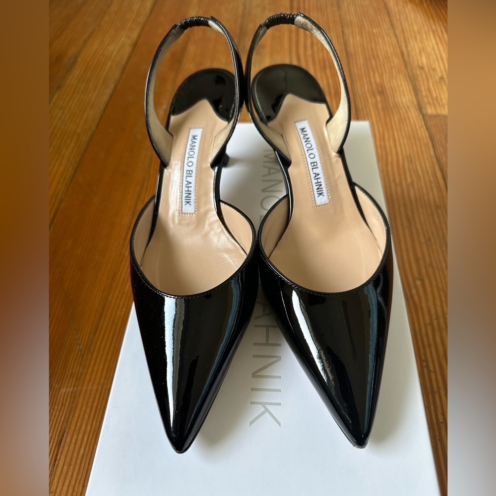 Manolo Blahnik Carolynn Heels in Black Patent Leather - Size 7 - Picture 6 of 7
